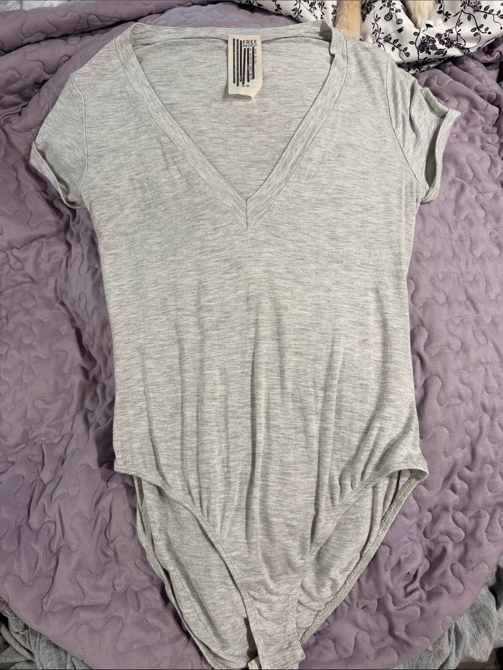 FREE PEOPLE Me Oh My Heather Gray V-Neck Short Sleeve Bodysuit Size Small